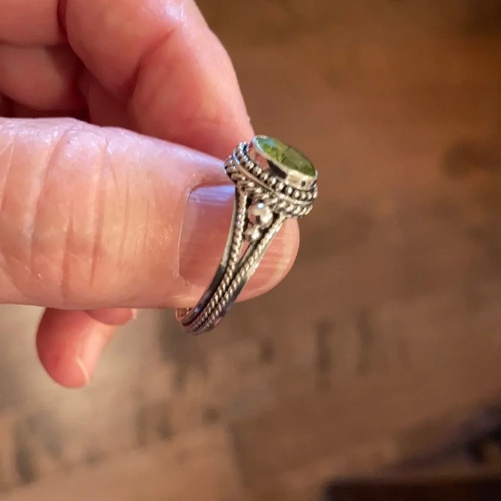 Genuine Peridot SZ 6